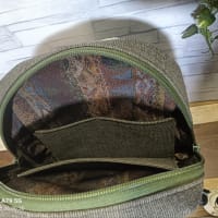 お父様の遺品からリメイクバッグシリーズ！ボディバッグ完成〜🙌