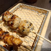 柳橋中央市場内　つるや食品で一人酒　～おまかせ5串、生ビール～