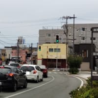 消えた看板と避雷針