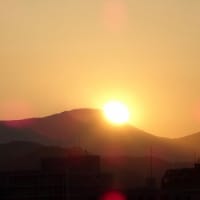 2025.06.19(木)AM06:10の藻岩山・平和祈念塔・手稲山・三角山・円山
