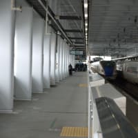 飯山駅を発着する北陸新幹線はくたか５５５号　金沢行き