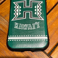 ハワイ大学のiPhone SE2 ケースをゲット