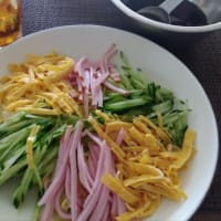 暑いので冷やし中華始めました