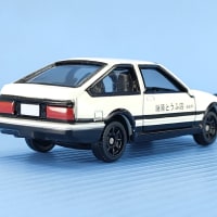 トヨタトレノ AE86（ホワイト）  