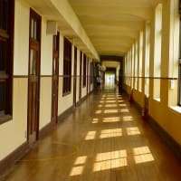 豊郷小学校を訪問 