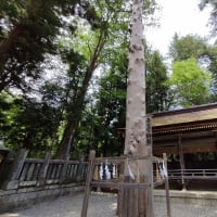 諏訪大社下社春宮と万治の石仏