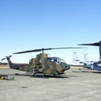 AH-1SとV22