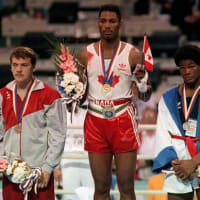 元WBA・WBC世界スーパーフェザー級王者ヘナロ・エルナンデス　サインカード この階級、この選手（ヘナロ エルナンデス：スーパーフェザー級