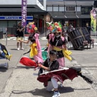 ＪＲ函館駅前広場で、今別町の “荒馬踊り”．．．