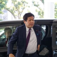 【自民党】「薗浦健太郎代議士に報告した」と公設秘書が東京地検特捜部に話す、政治資金規正法問題で