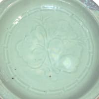 波佐見青磁　草文陰刻大鉢　その２