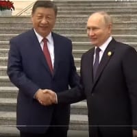中国　　ロシア・プーチン大統領訪中で“蜜月”演出も、したたかにロシアの足元を見て利益確保を狙う