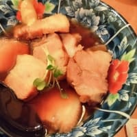 風来坊 伏見駅店　手羽先唐揚＋豚角煮＋トマトスライス＋枝豆＋出し巻き玉子＋白身づけ茶漬け