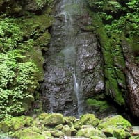 雨乞の滝（あまごいのたき）　徳島県