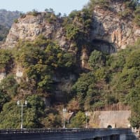 行入ダムから千の岩