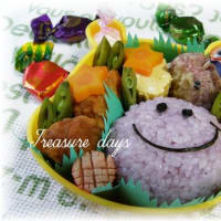 恐竜くん弁当 キャラ弁 treasure days 恐竜くん弁当 キャラ弁 treasure days