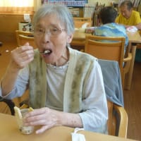 暑い日が続きますが・・・