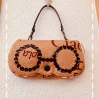 めがねホルダー
