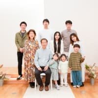 祝いの家族写真