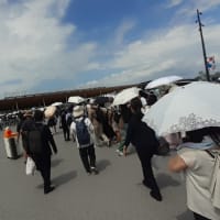 万博２日めはブルーインパルス！