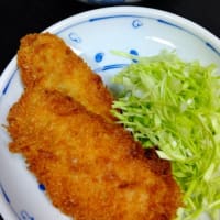 うちのごはん    アジフライ と 椎茸チーズかけ と なすびの炊いたん(^.^)