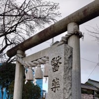 近所の神社へ