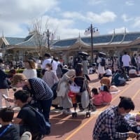 今日のディズニーランド 春休み、開園前の様子。