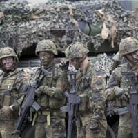 【露メディア最近の記事より】　あくまで敵は、NAZI化したNATO。ウクライナを陰で支えるネオナチの根源、ドイツを叩け