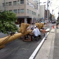 猛暑にめげず、祇園祭の飾りを見に行って来ました-------友人からの投稿です