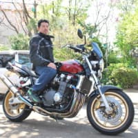 友人再び愛車にまたがり・・・