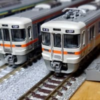 313系1700番台幕ステッカー貼付