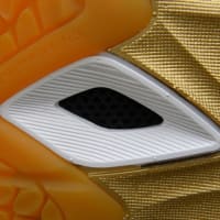 卓球練習用シューズ
