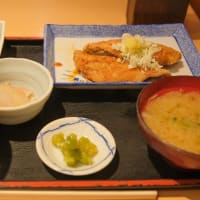 【グルメ】浅草の老舗ときわ食堂で美味しい定食を食べた Had a delicious Japanese lunch at Asakusa Tokiwa Shokudo Restaurant【X-T4】
