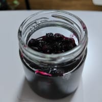 ブルーベリー・・暑さでシワシワ