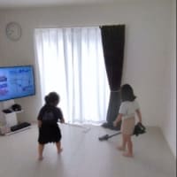 👩🏻👧🏻🧹🧽