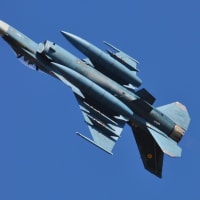 F－2戦闘機の退役が２０３５年頃から始まるとのことです