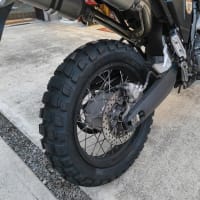 テネレのタイヤを交換しました。途中で心が折れました・・・
