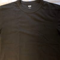 茶色のTシャツ　2