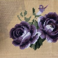紫のバラのニードルポイント3