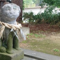 白鳥神社と白鷺、狛犬たち