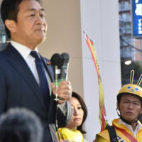 国民民主党から出馬する須藤元気氏の反ワクチン陰謀論も相当なものだが、参政党のコロナ真っ盛りの時期に「マスクするな」「ＰＣＲ検査するな」という「コロナはただの風邪」論もトンデモだ。カルト参政党に警戒を！