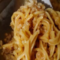 ラ王醤油炊き込み御飯　ラ王　炊き込み御飯　アレンジ　簡単　美味　アウトドア料理　