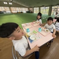 おれんじ　５歳児　ヨガ・散歩