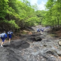 野外活動２日目　富士山トレッキングに挑戦！！