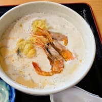 オロロンラインのバラ園と散策路と夕陽と