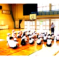 仕事で小学校を訪問