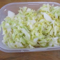 おばさんの料理教室   　キヤベツと白菜の塩糀漬け