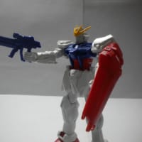 1/144　コレクションシリーズ　ストライクガンダム　製作６