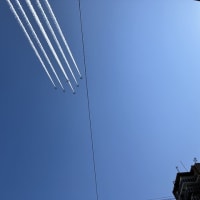 ブルーインパルス　（通天閣）