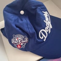 やっと届いたドジャースファンクラブの入会特典品